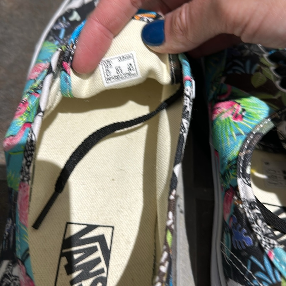 Patterned Vans - Picture 4 of 5
